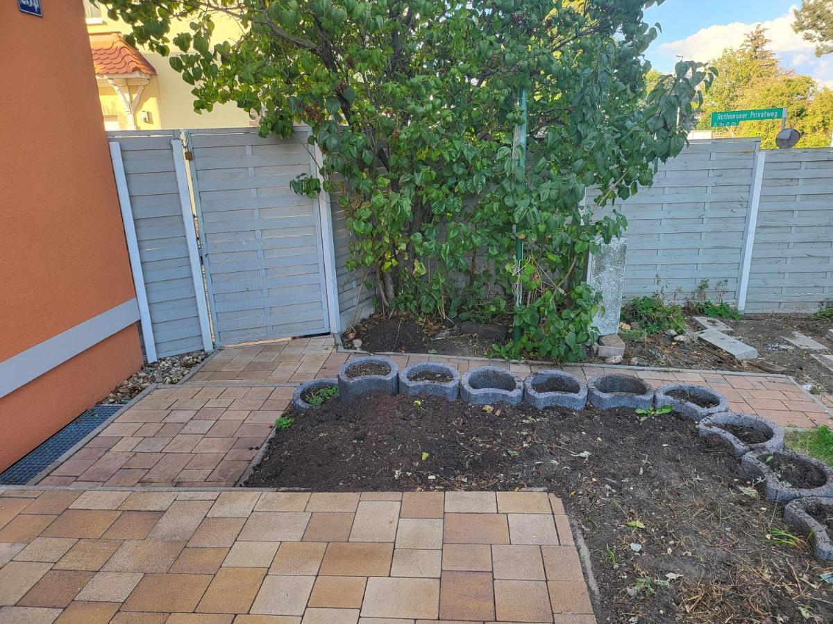 מגדבורג Modernes Behagliches Haus Mit Kamin, Terrasse Und Garten מראה חיצוני תמונה