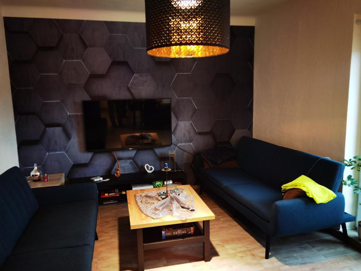 מגדבורג Modernes Behagliches Haus Mit Kamin, Terrasse Und Garten מראה חיצוני תמונה